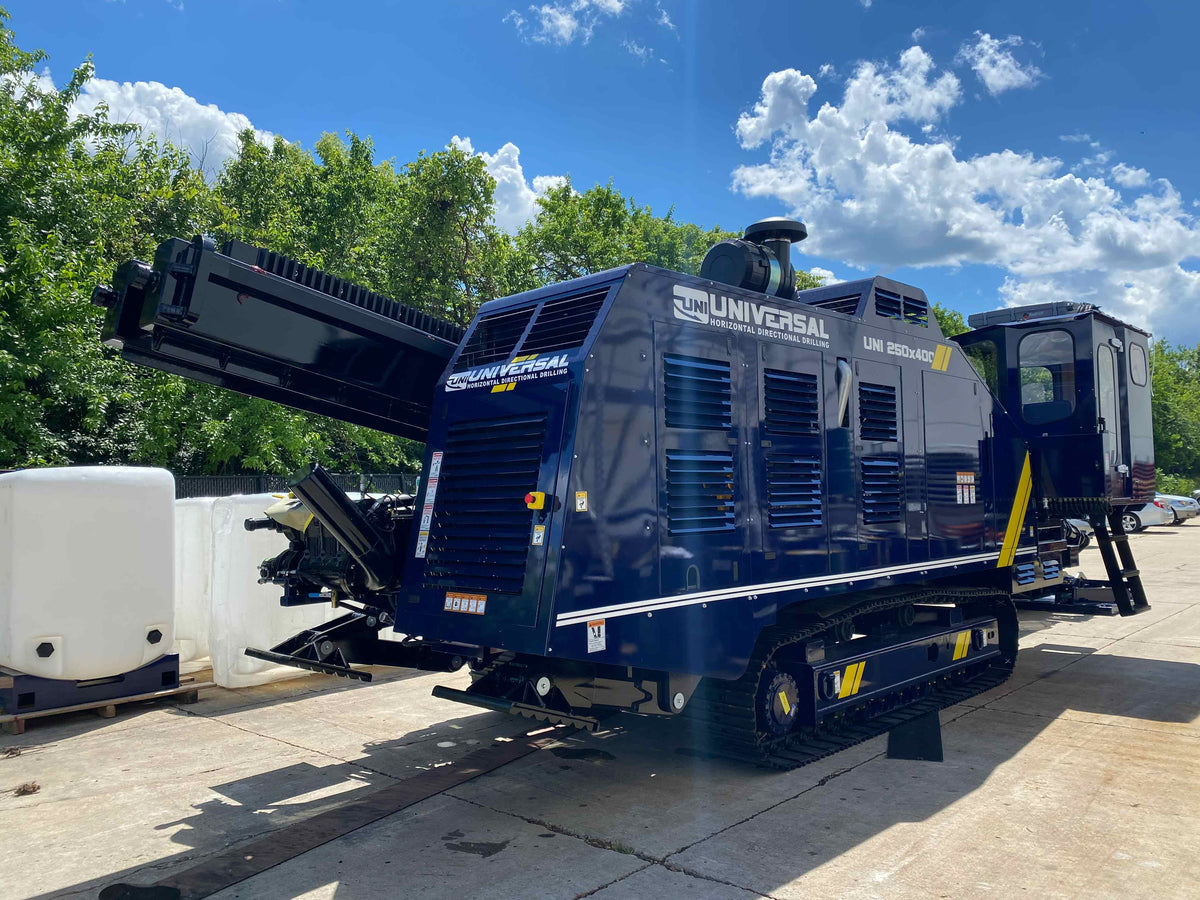 UNI 250x400 pipeline HDD rig rear view