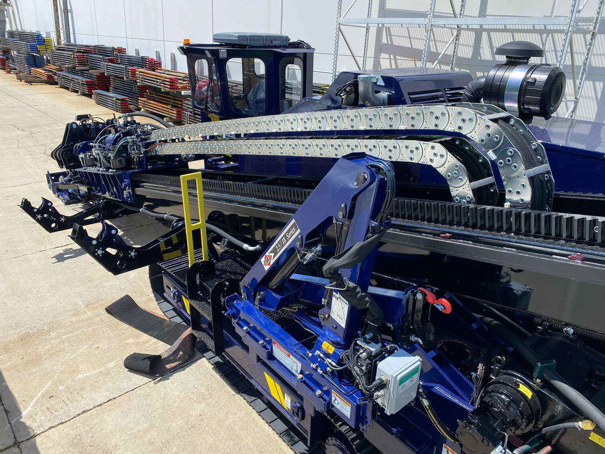 UNI 250x400 400 HP turbo diesel engine compartment