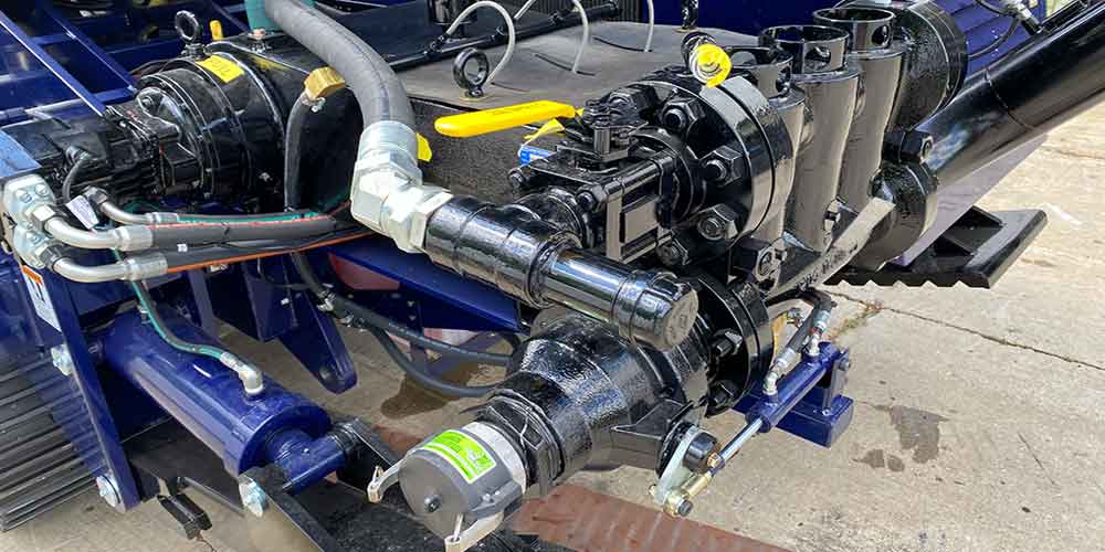 UNI 250x400 314 gpm mud pump at 5000 psi detail
